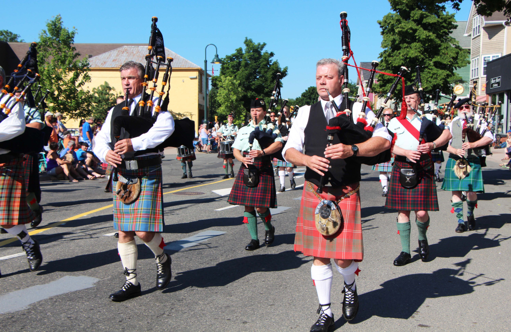 2014 Antigonish Highland Games Reunion Pipe Band – Bagpiping in BC ...